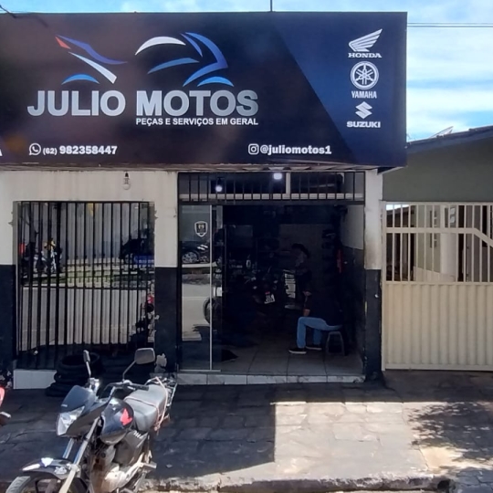 julio-motos-be59e457786e2181c519d527b0a6fd14-1744680446