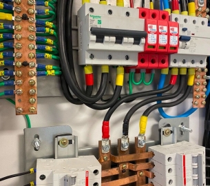 servicos-eletricos-eb1d6d14c3252925843ab126da81d133-1746619609