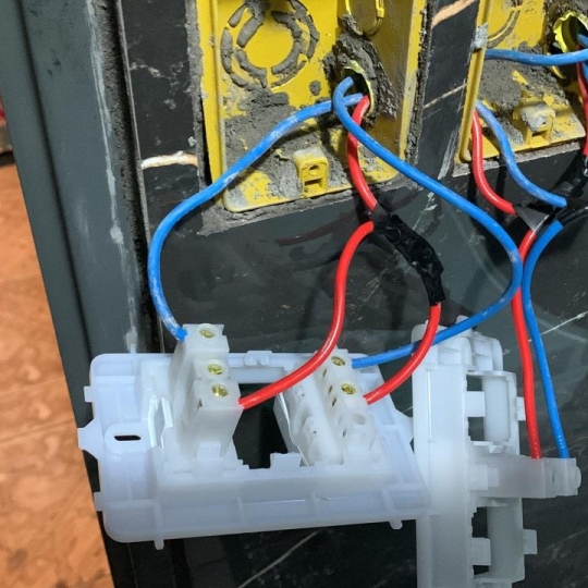 servicos-eletricos-3e9dcaaf1093543641d42bd0f8b6ff3e-1746619609