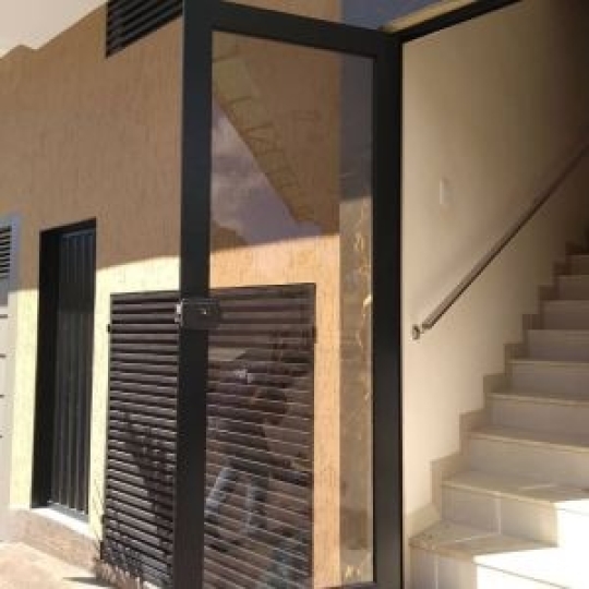 esquadrias-4223065583ca56dd5069d1eac4306d91-1741912011