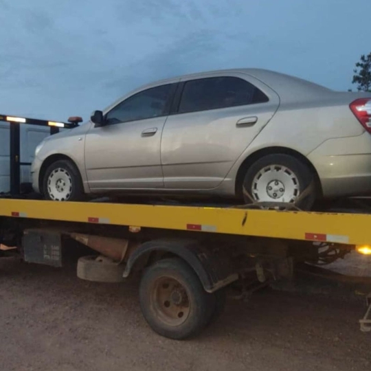 servico-de-guincho-24-hs-c480a6c80754484c4b43af481398b43f-1761655849