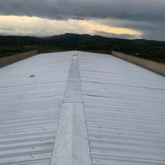 calhas-forro-de-pvc-rufos-portas-portoes-estruturas-metalicas-serralharia-em-geral-0761854acc59c47a5e814c7f43b3fb1c-1742478123