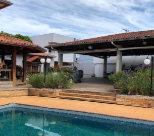 hotel-57c4456cf3b01837caf874c408072c27-1742590513