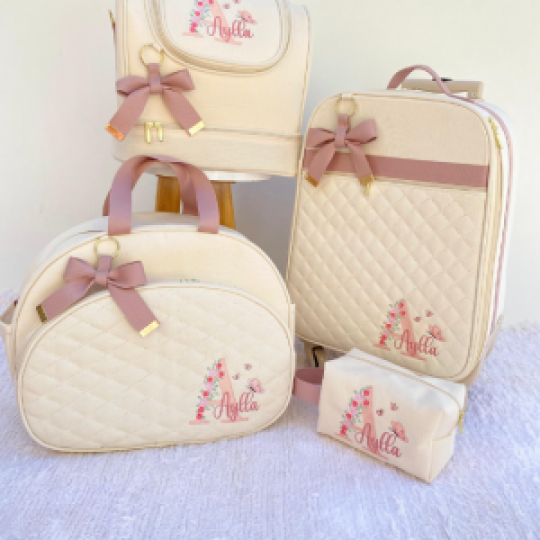 mimos-de-luxo-bolsas-personalizadas-1bd0a4e1049370665fb9120771331e87-1742916114